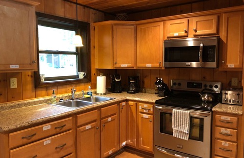 Moultonborough House | Family-Friendly Retreat with Pool Table & Pet Welcome