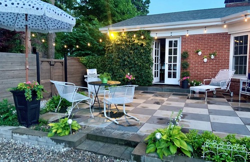 South Bend House | Ideal Notre Dame Tailgating House with Family-Friendly Perks