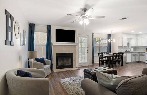 Hunter's Chase House | Prime North Austin Getaway with Pet-Friendly Amenities