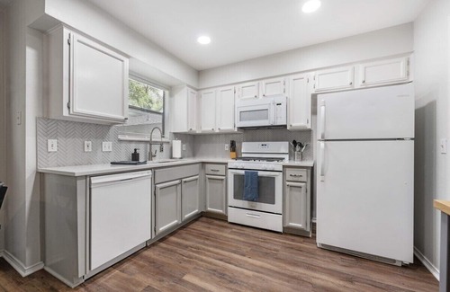 Hunter's Chase House | Prime North Austin Getaway with Pet-Friendly Amenities