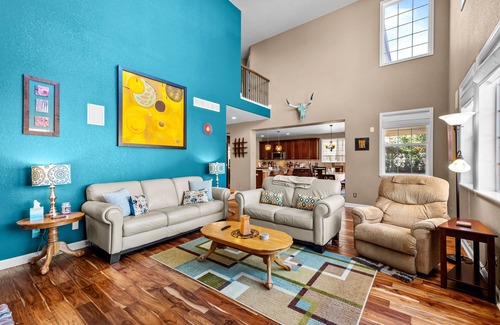 Colorado Springs House | Cozy Colorado Springs Retreat: Pet Friendly & Fire Pit