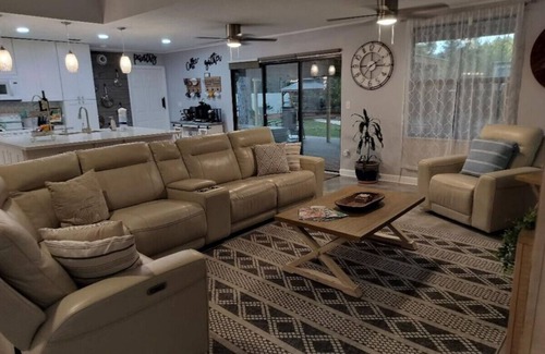 St. Augustine House | Relaxing Retreat for 6 with Pet-Friendly Amenities