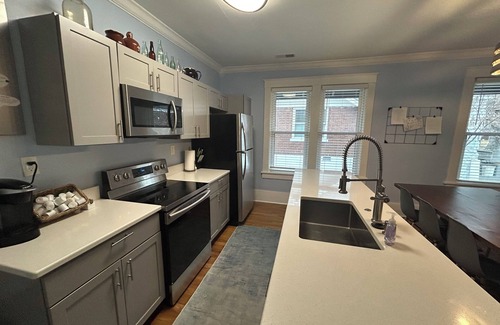 Cooper-Young Historic District House | Prime Location Hotel: New, Family-Friendly & Top Rated