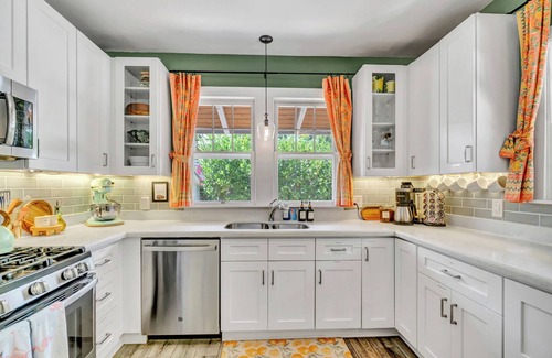 Grandview Heights House | Exceptional Pool House Near Convention Center and Downtown