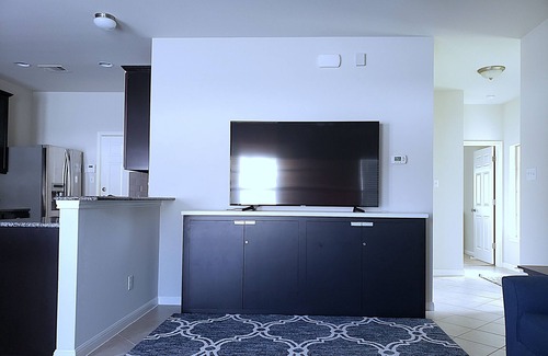 Cedar Park House | Spacious 3 Bed Retreat with Pool & Pet-Friendly Perks