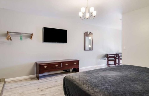 Aberdeen Hotel | Relaxing Overnight Retreat at GuestHouse Montesano