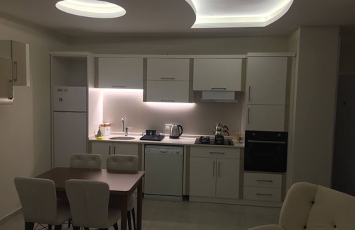 Kestel Apartment | Beachside Retreat with Sea View Balcony and Pet-Friendly Amenities