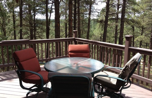 Kachina Village Cabin | Highly Rated Fully Remodeled Cabin with Spa & Kitchen