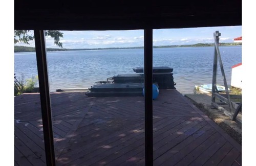 Bonnyville Cabin | Cozy Beachfront Cabin with 4 Beds for Family Getaways