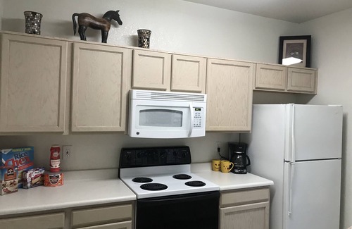 Central Scottsdale Condo | Ideal Scottsdale Retreat with Pool, Spa & High Review Score