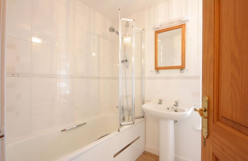 Portmahomack House | Inviting Sea Views from a Centrally Located Portmahomack House