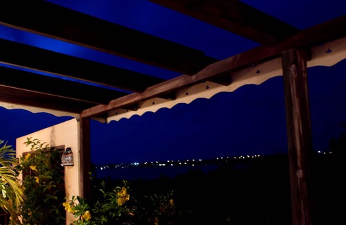 Rendezvous Bay Villa | Ideal Retreat for Family Fun and Romantic Escapes