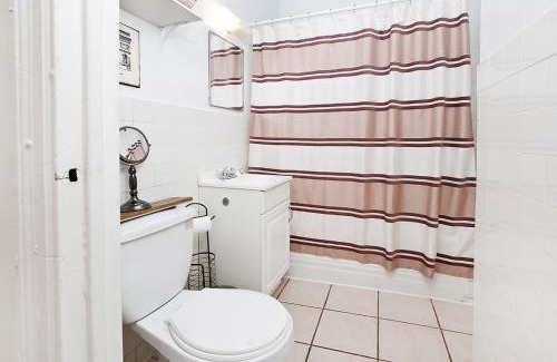 East Village Apartment | Inviting Studio Apartment in New York City for Families