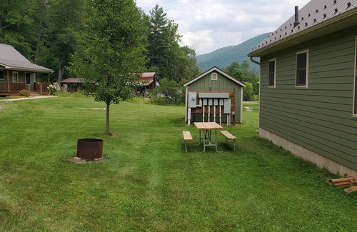 Wellsboro Cabin | Ideal Great Valley Cabin 4 - Family-Friendly Retreat Awaits