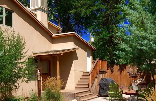 Moab Condo | Unbeatable Value in Downtown Moab with Pool & Spa
