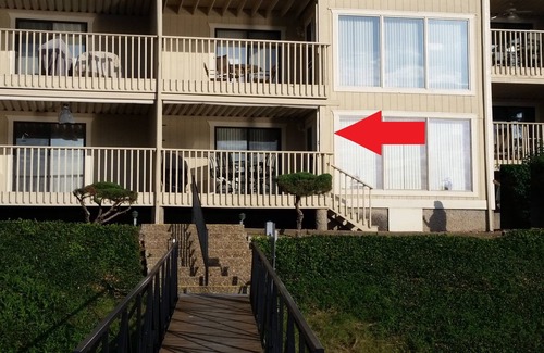 Osage Beach Condo | Unforgettable Views! Modern Lakefront Hotel Near Dining