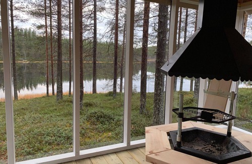 Syote House | Picturesque Lake Views Steps from Iso-Syöte Ski Resort