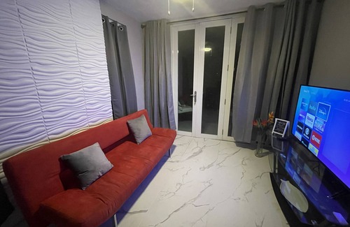 Bairoa House | Scenic Rental Unit Near Top Attractions and Family-Friendly