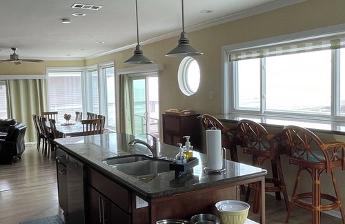 Bermuda Beach House | Oceanfront Oasis: Steps to Beach with Pool & Spa Access