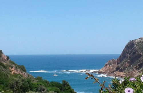 Knysna Cottage | Scenic Oceanfront Retreat Steps from South Africa's Beach