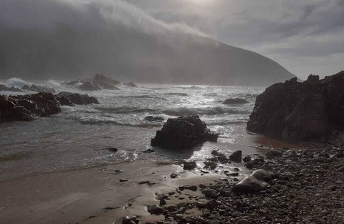 Knysna Cottage | Scenic Oceanfront Retreat Steps from South Africa's Beach