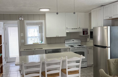 Murrells Inlet House | Oceanfront Retreat with Stunning Views & Pet-Friendly Perks