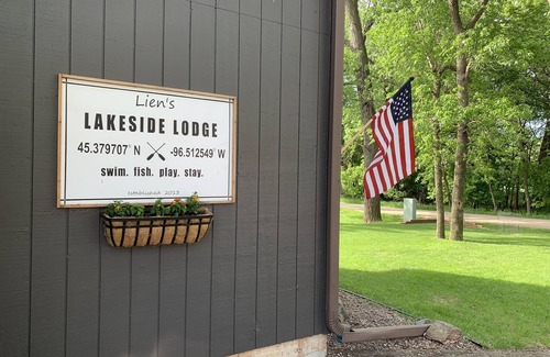 Ortonville House | Ideal Year-Round Lakeside Retreat with Pool & Breakfast