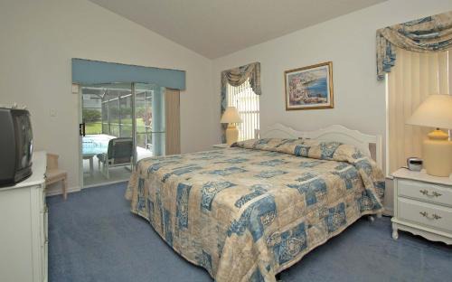 Greater Groves House | Family-Friendly 4-Bedroom Home with Private Pool in Greater Groves
