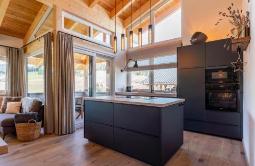 Sankt Lambrecht House | Discover Grebenzen Lodge: Pet-Friendly Retreat with 9.3/10 Ratings