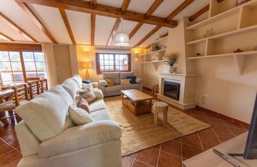 Arenas de San Pedro Apartment | Discover Gredos Abantera: 4-Star Family-Friendly Retreat