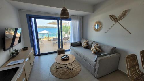Perigiali Apartment | Exceptional Greek Beach House A1 in Lefkada - 4 Stars