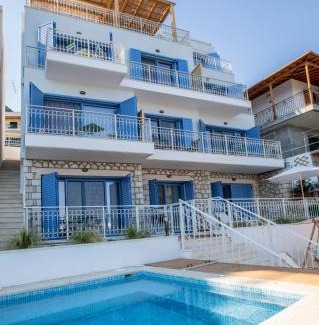 Perigiali Apartment | Beautiful Greek Beach House A7 with Private Oceanfront