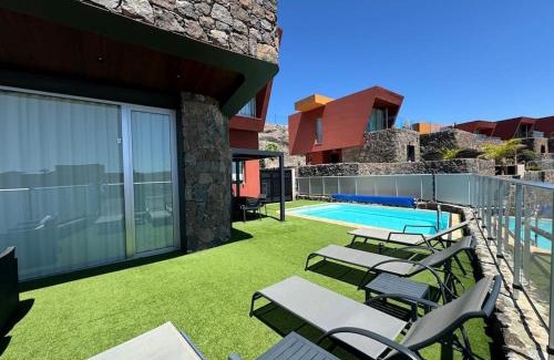 Salobre Villa | Oceanfront Retreat with Pool & Pet-Friendly Amenities