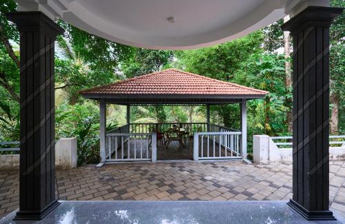 Udumbanchola Apartment | Pet-Friendly Green Abode: A 4-Star Family Retreat