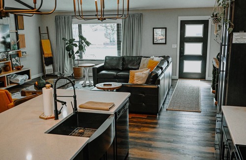 Green Bay House | Premier Green Bay Home Rental Near Lambeau Field