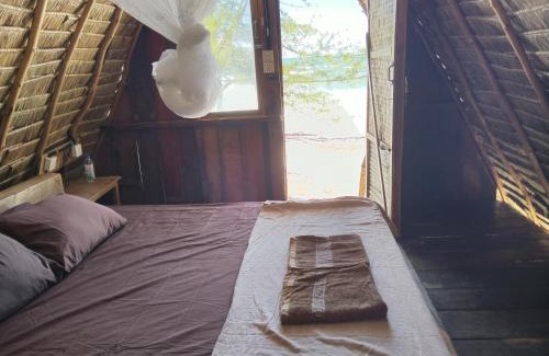 Koh Rong Sanloem Resort | Relax at Green Blue Beach Hostel with Oceanfront Views