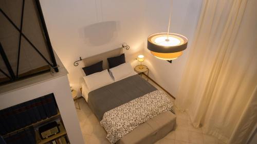 Quartieri Spagnoli Apartment | Family-Friendly Green Chiaia: 4-Star Rated & Guest Approved