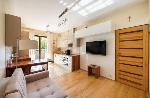 Bemowo Apartment | Child-Friendly Green District Apartment with Great Reviews