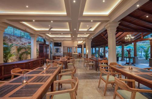 Unawatuna Hotel | Relax at Green Escape Unawatuna with Oceanfront Views