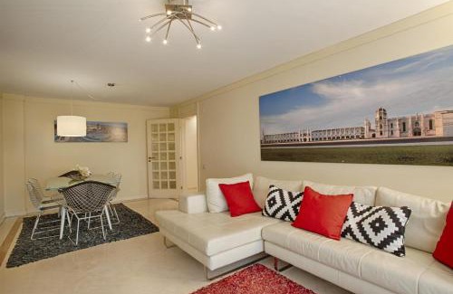 Lumiar Apartment | Budget-Friendly Green Executive Apartment in Central Lisbon