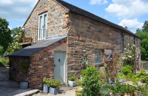 Carsington House | Child-Friendly Green Farm Stables with Perfect 10 Review