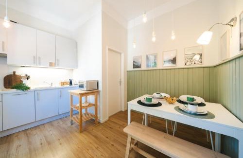 Geidorf Apartment | Inviting Green Flat by GrazRentals with Garden View & Parking