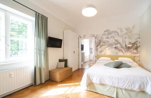 Geidorf Apartment | Inviting Green Flat by GrazRentals with Garden View & Parking