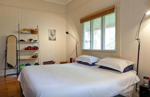 Auchenflower Apartment | Family-Friendly Retreat at Green Gables Hotel