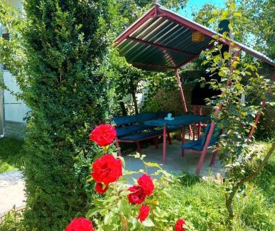 Dilijan Bed & Breakfast | Green Garden Guest House