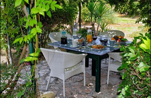 Aleimmatades House | Eco-Friendly Retreat at Green Harmony - 10/10 Guest Rated