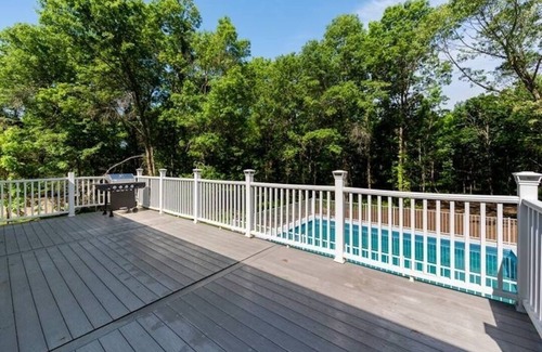 Campbell Hall House | Exceptional Green Haven House with Private Pool & Pet-Friendly