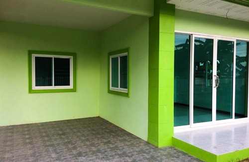 Phayuha Khirim House | Pet-Friendly Green Home: Ideal for Family Getaways