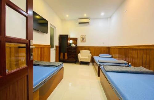 Tuy Hoa House | Guest Rated 10/10: Green Homestay with Oceanfront Views