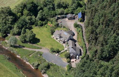 Duns House | Pet-Friendly Green Hope Guest House with Amazing Reviews